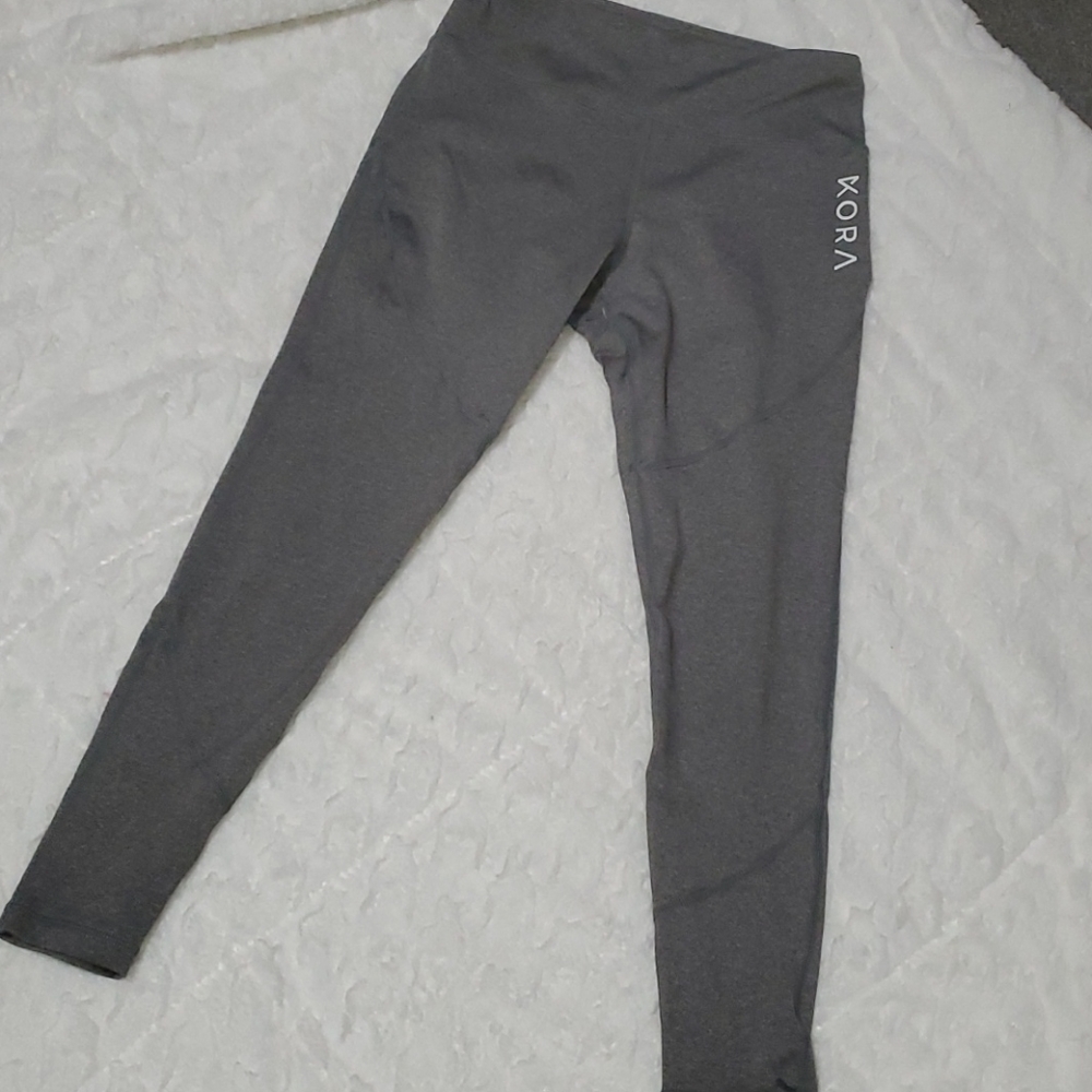 KORA leggings. # 3061